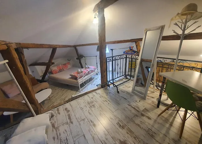 Hancho - Old Center Alojamento de Acomodação e Pequeno-almoço *